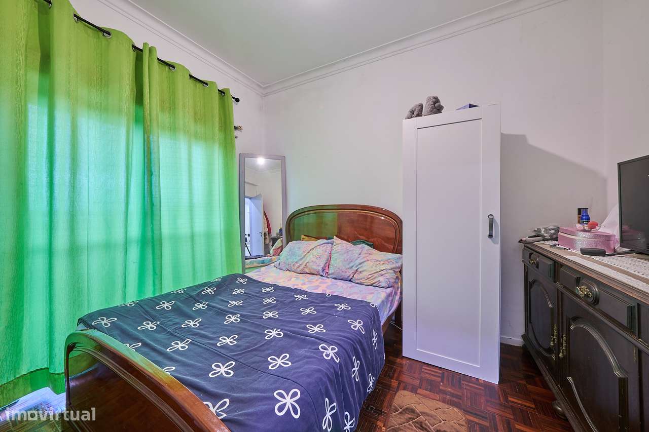 Apartamento T3 com varanda na Sobreda-7