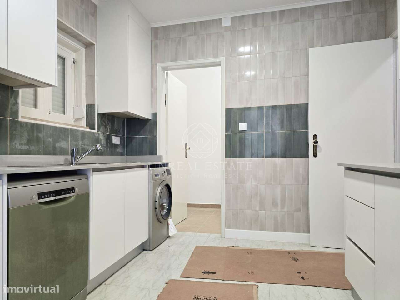 Moradia Isolada Unifamiliar T4 com Garagem e Anexo | Torres Novas-25