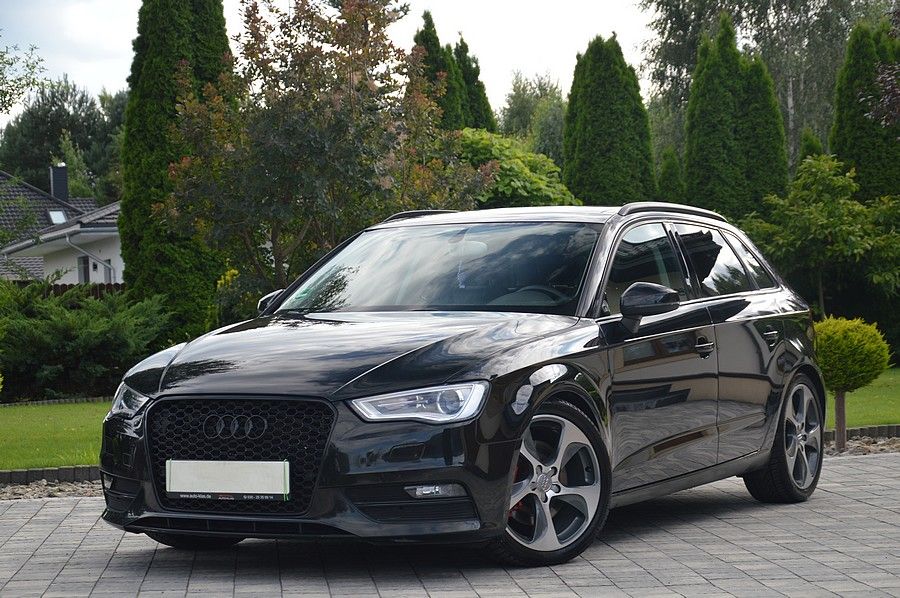Audi A3 8V (2012-) 1.8 TFSI S tronic S line Sportpaket 2013