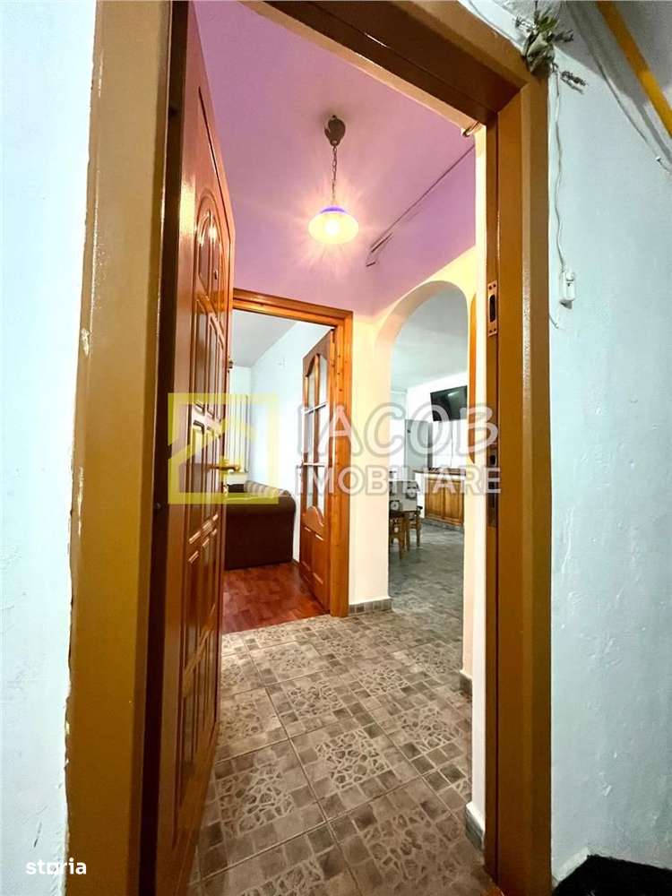Apartament decomandat, 2 camere, etaj 3, str. Milcov , Bacau-18