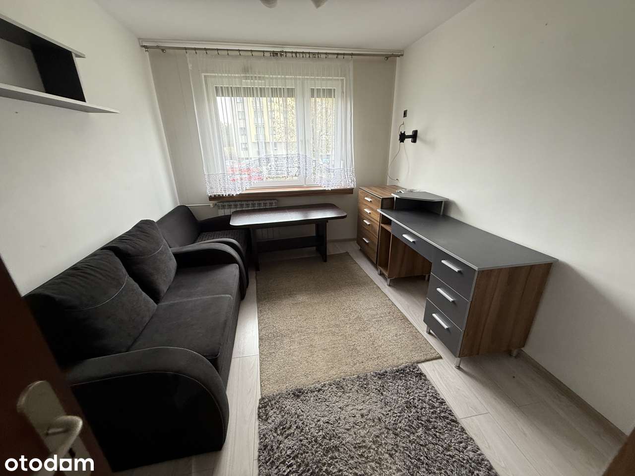 Przestronne mieszkanie os. Kwiatków-10