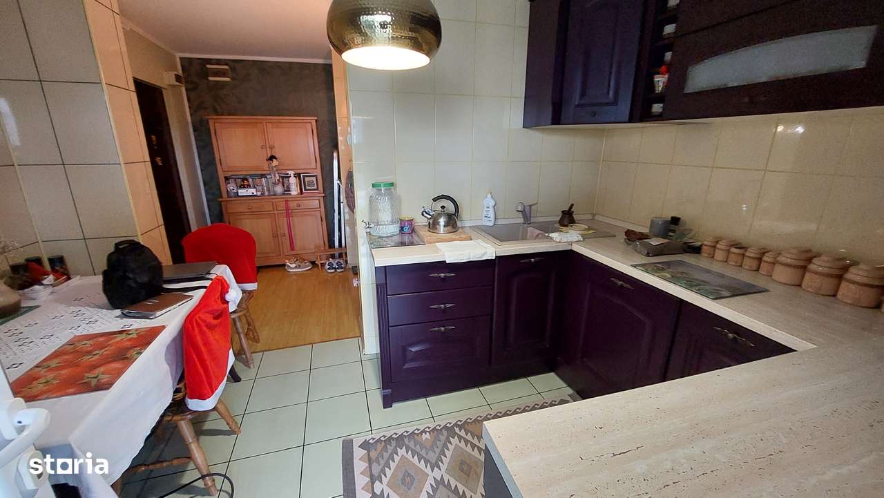 Vand Super Apartament 3 camere etaj 3 Centru Robea mobilat utilat-2