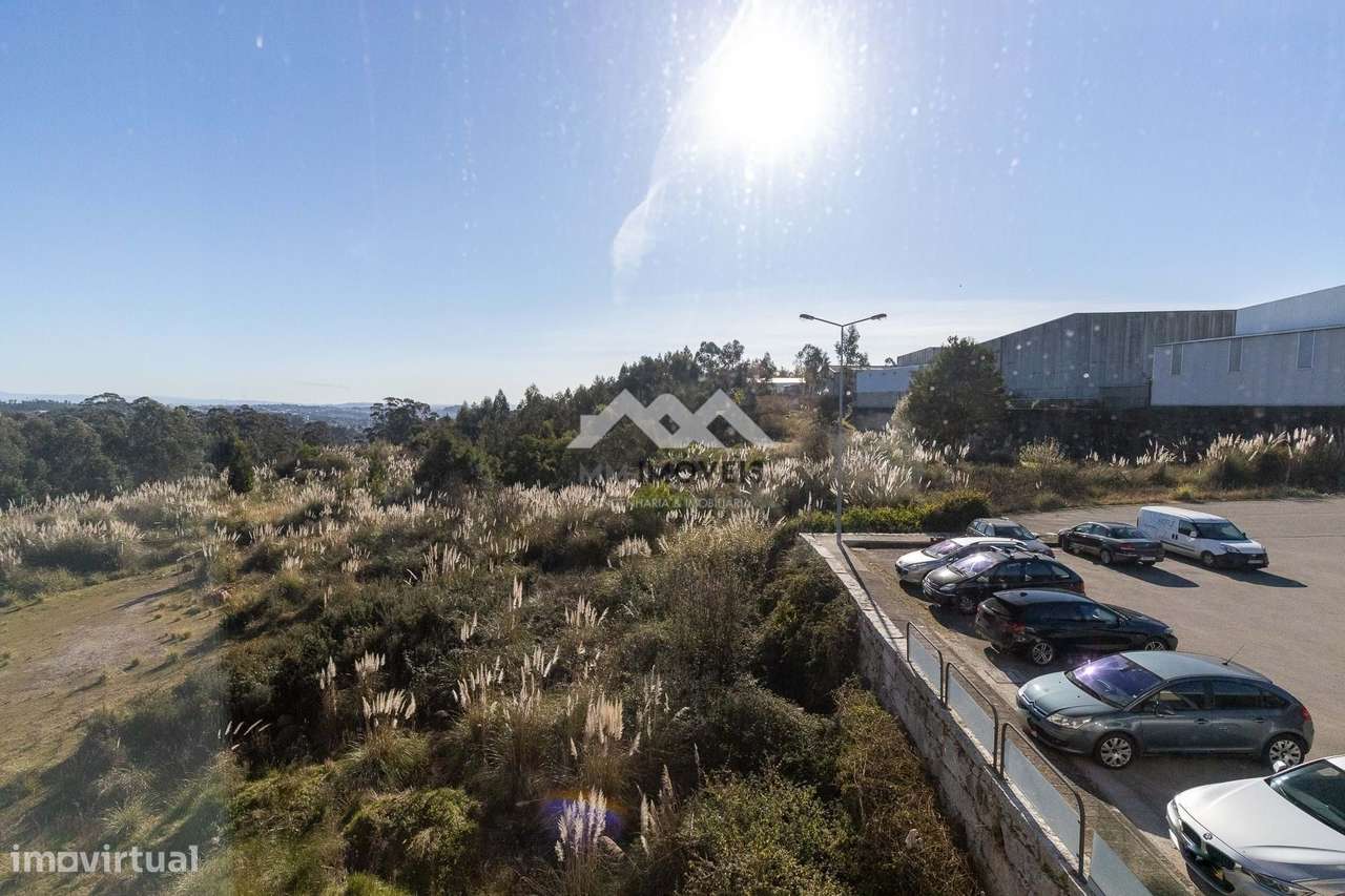 Armazém Ermesinde | Boa localização - Grande imagem: 4/15