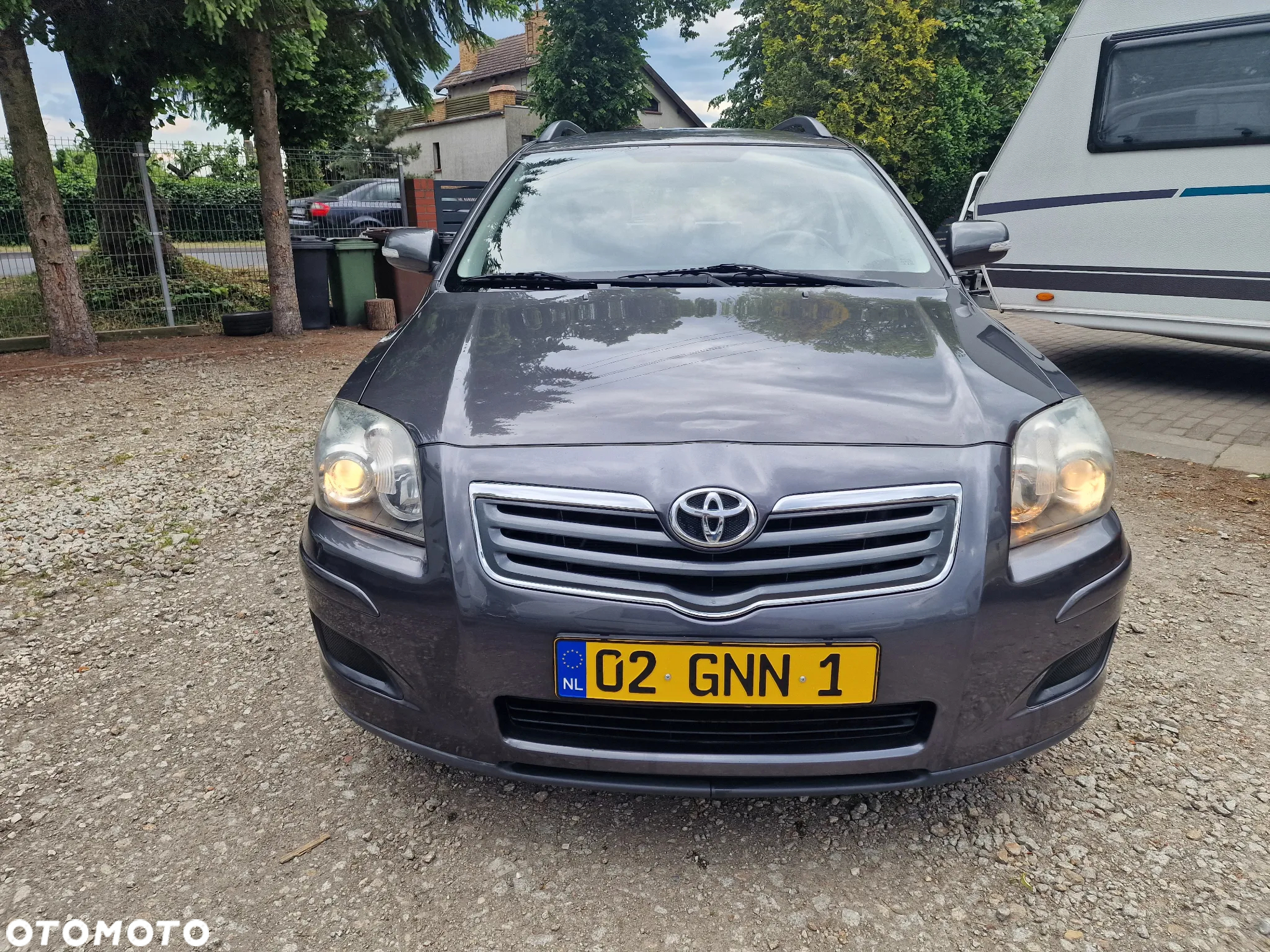 Toyota Avensis 1.6 VVT-i Luna - 3