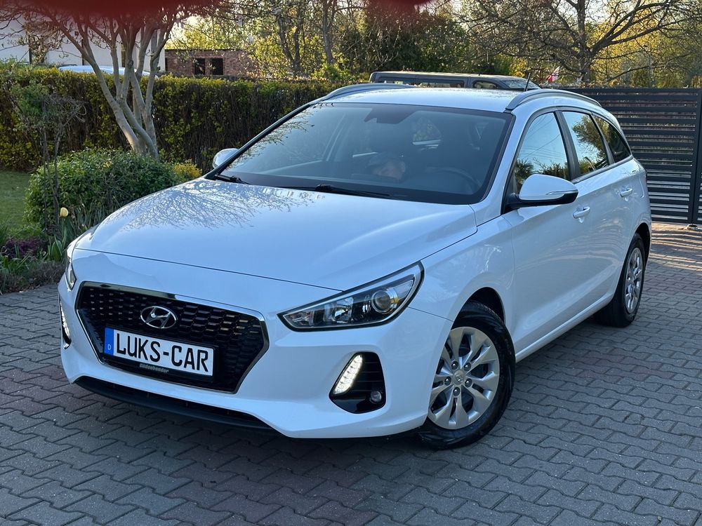 Hyundai i30 III blue Kombi 1.4 Trend 2018