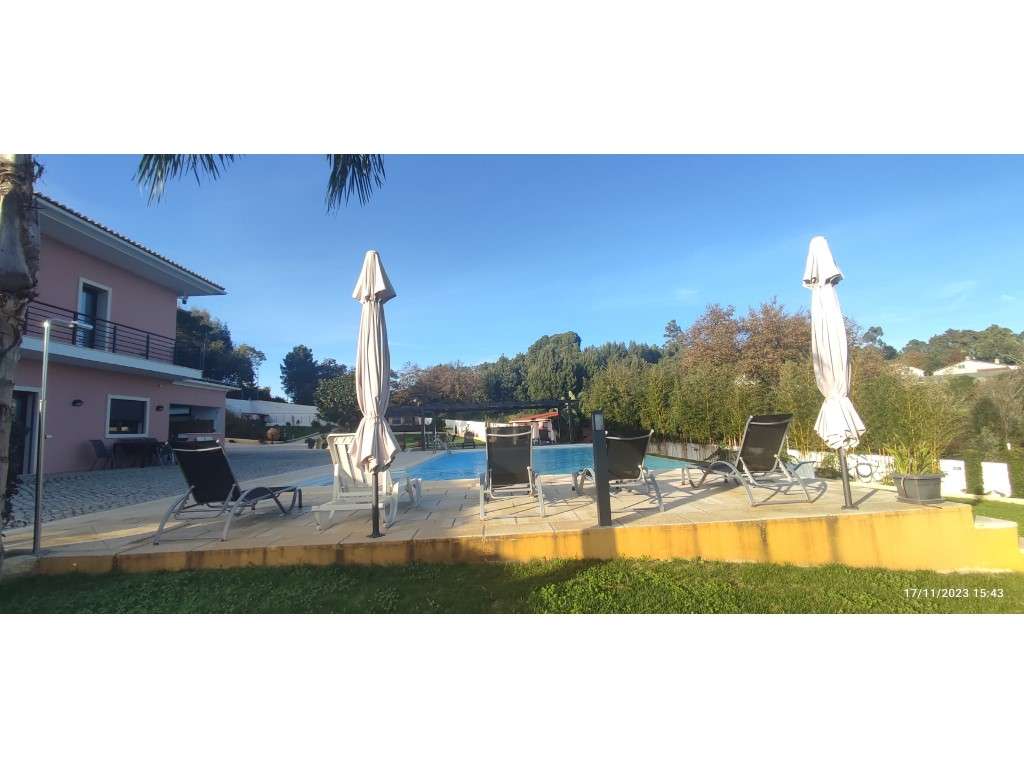 Deslumbrante moradia Bi - familiar, inserida em terreno com jardim ... - Grande imagem: 4/60