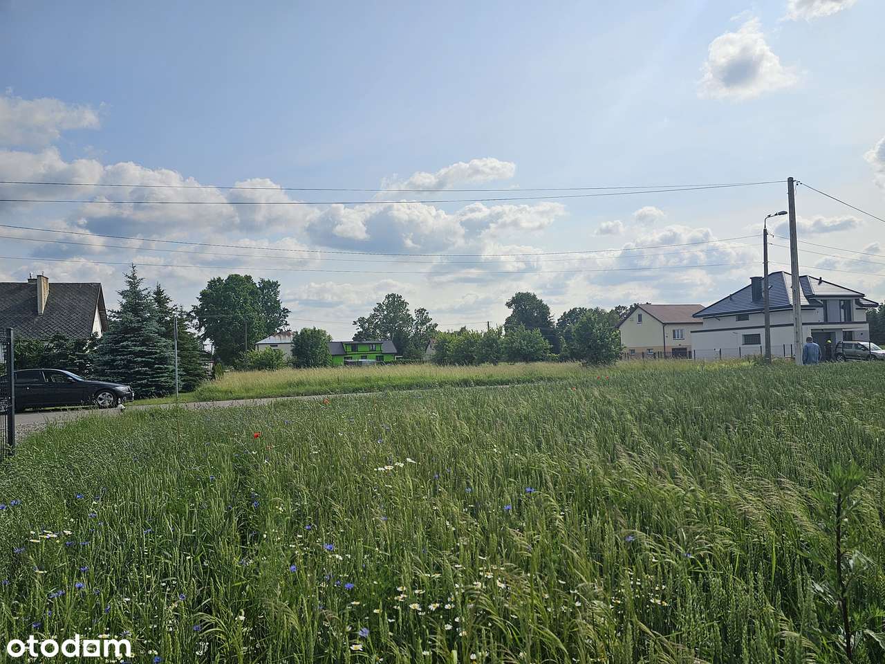 Uchwalony plan; b. dobry dojazd do W-wy; szkoła, PKP. Nowe domy-8