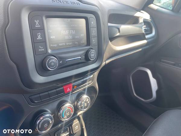 Jeep Renegade 1.6 E-TorQ Sport FWD - 13