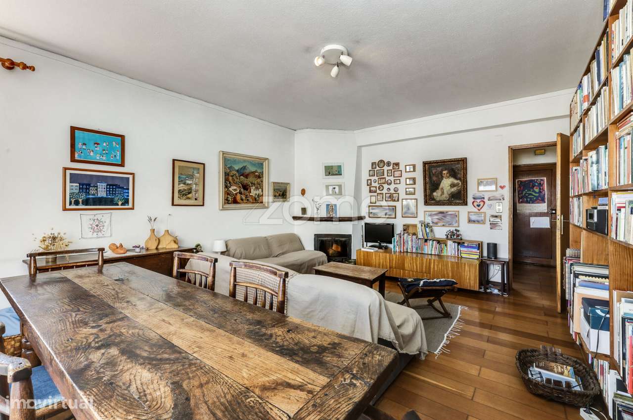 Apartamento T3 com vista mar na Parede-7