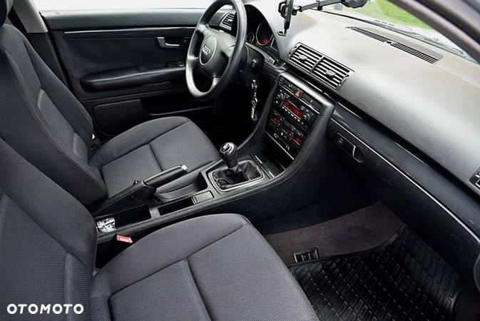 Audi A4 2.0 - 9