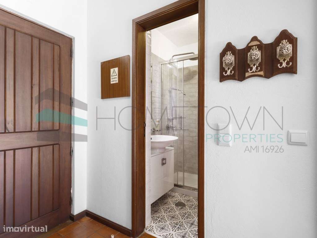 Moradia V2 com jardim, perto da praia, em Quarteira-12