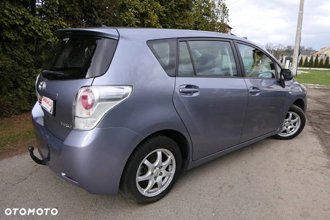 Toyota Verso 1.6 Sol - 6