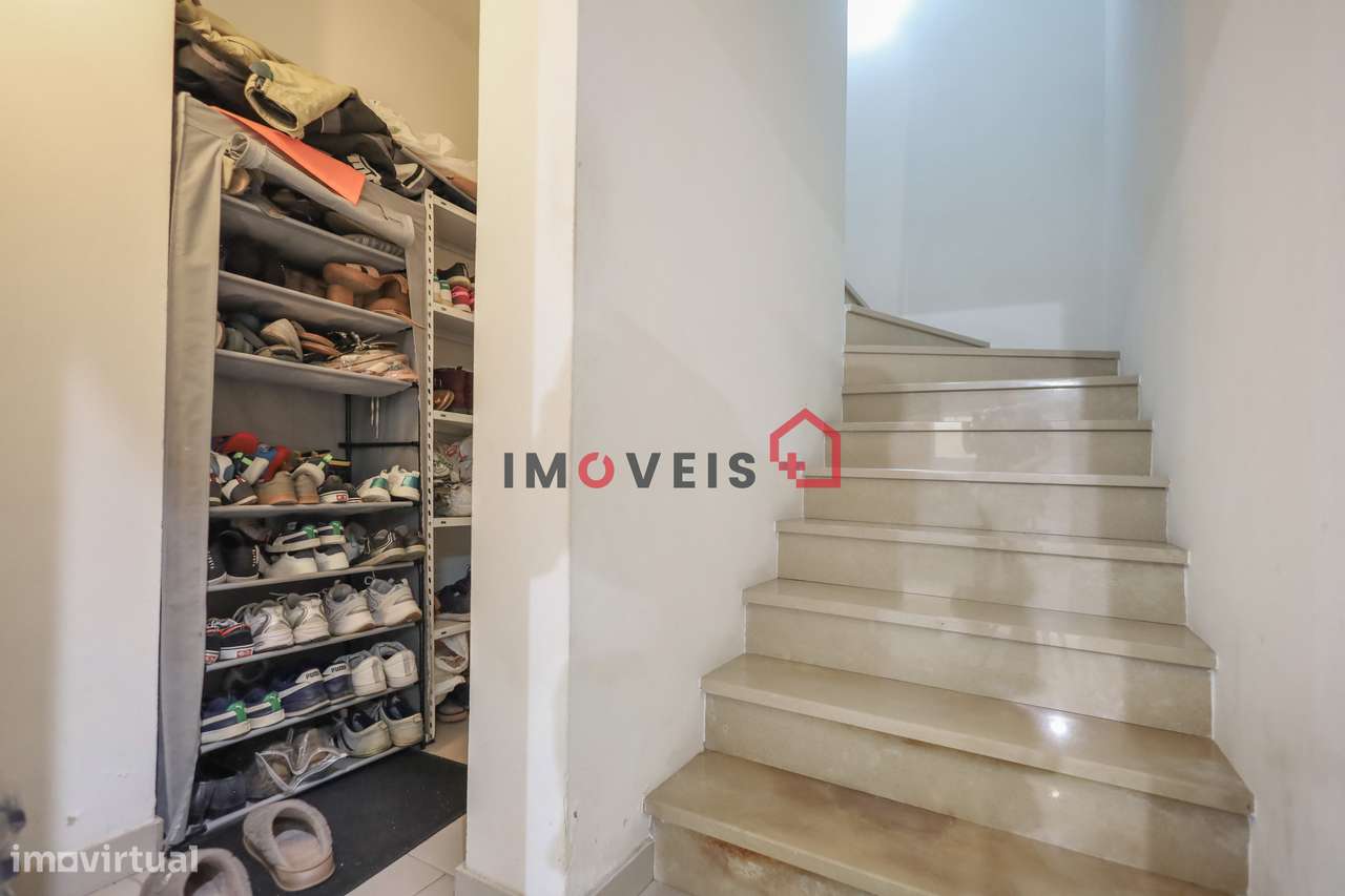 Moradia T3 - Porto de Mós-17