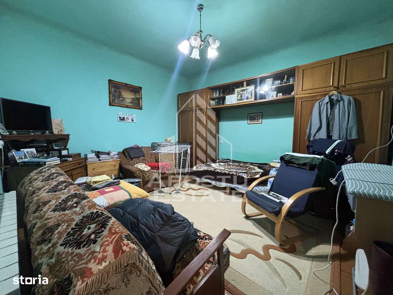 Apartament la curte comuna in zona Sagului, centrala termica - Imagine principală: 5/14