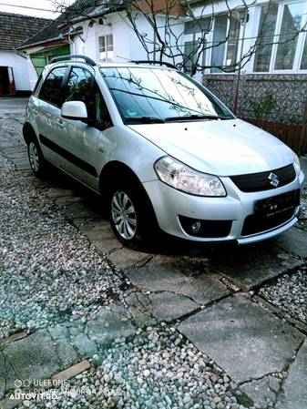 Suzuki SX4 - 1