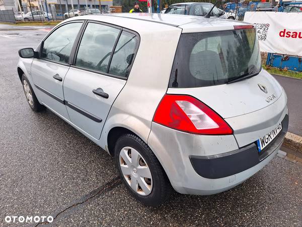 Renault Megane II 1.5 dCi Confort Dynamique - 3