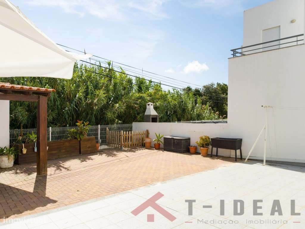 Apartamento T2 com Terraço-18
