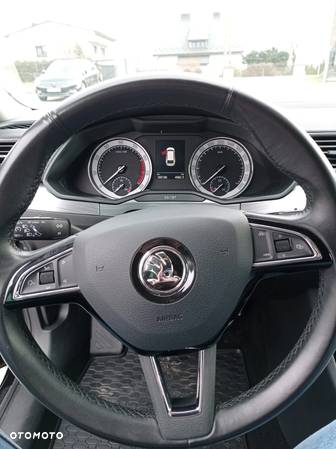 Skoda Superb 1.5 TSI Ambition DSG - 25