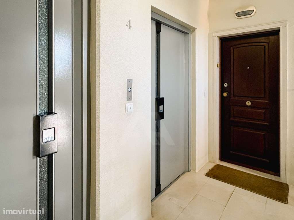 Apartamento T2 em Cascais com Vista para a Baía-23
