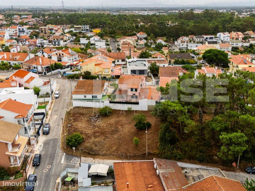 Terreno Urbano de 600 m² na Charneca da Caparica-10