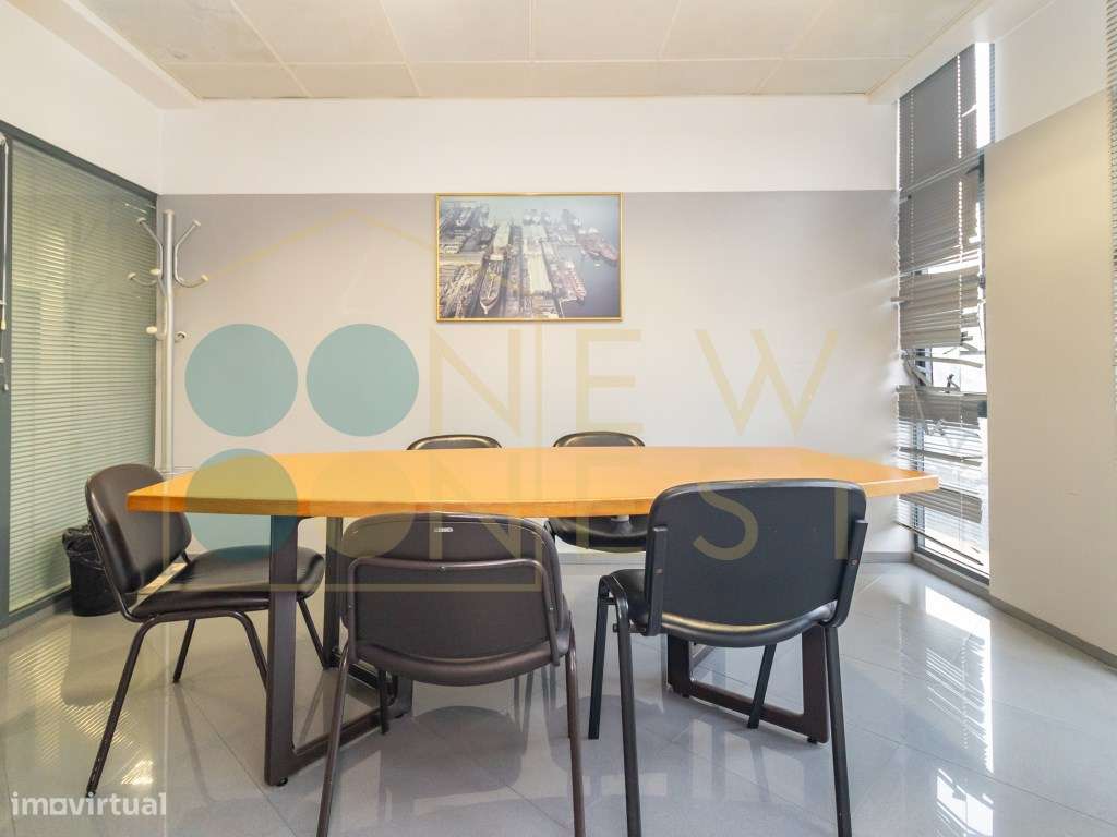 Escritório amplo com terraço de 77m2 na baixa de Setúbal, com possi...-26