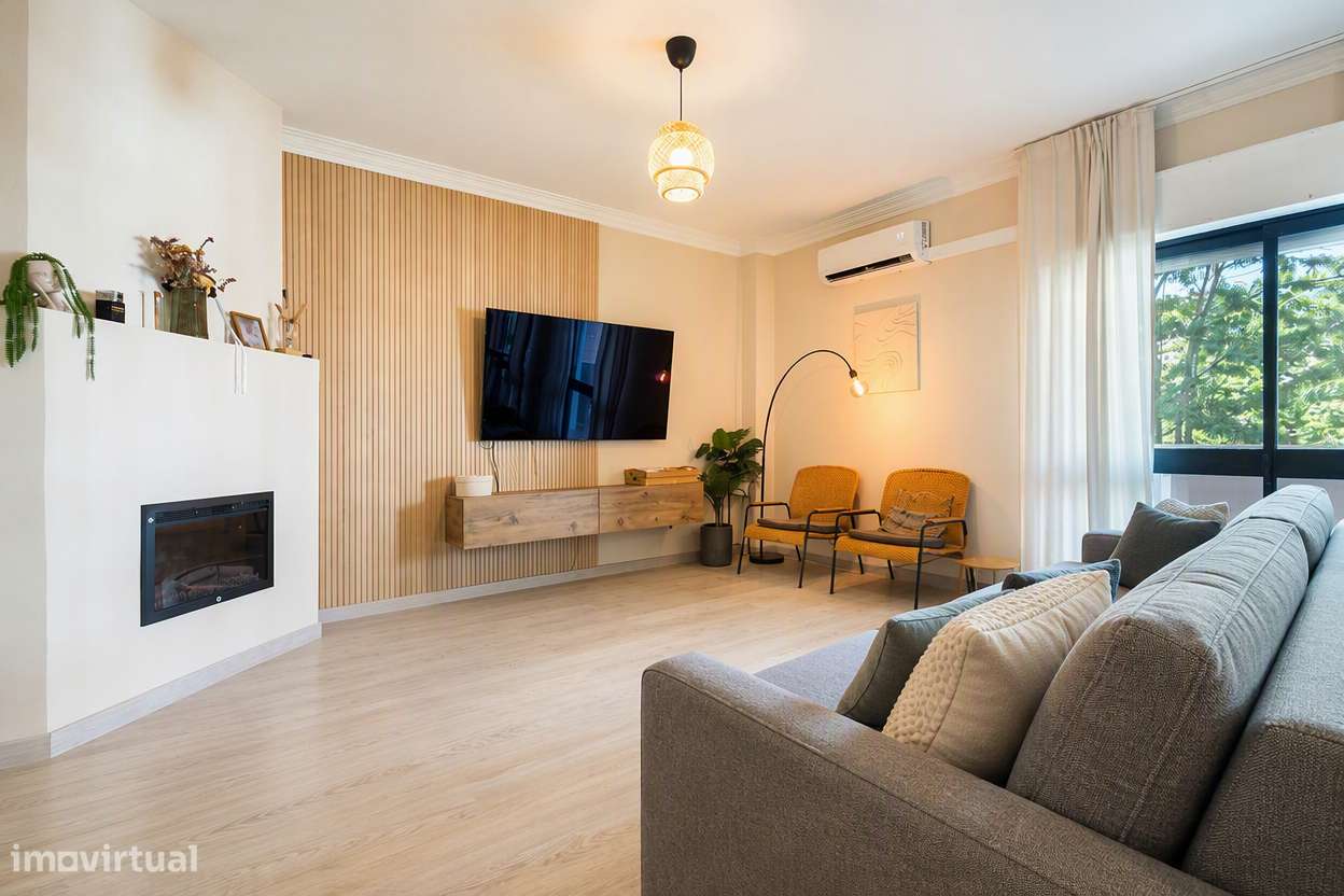 T4 com 184 m², garagem,  varandas e espaço para toda a família-4