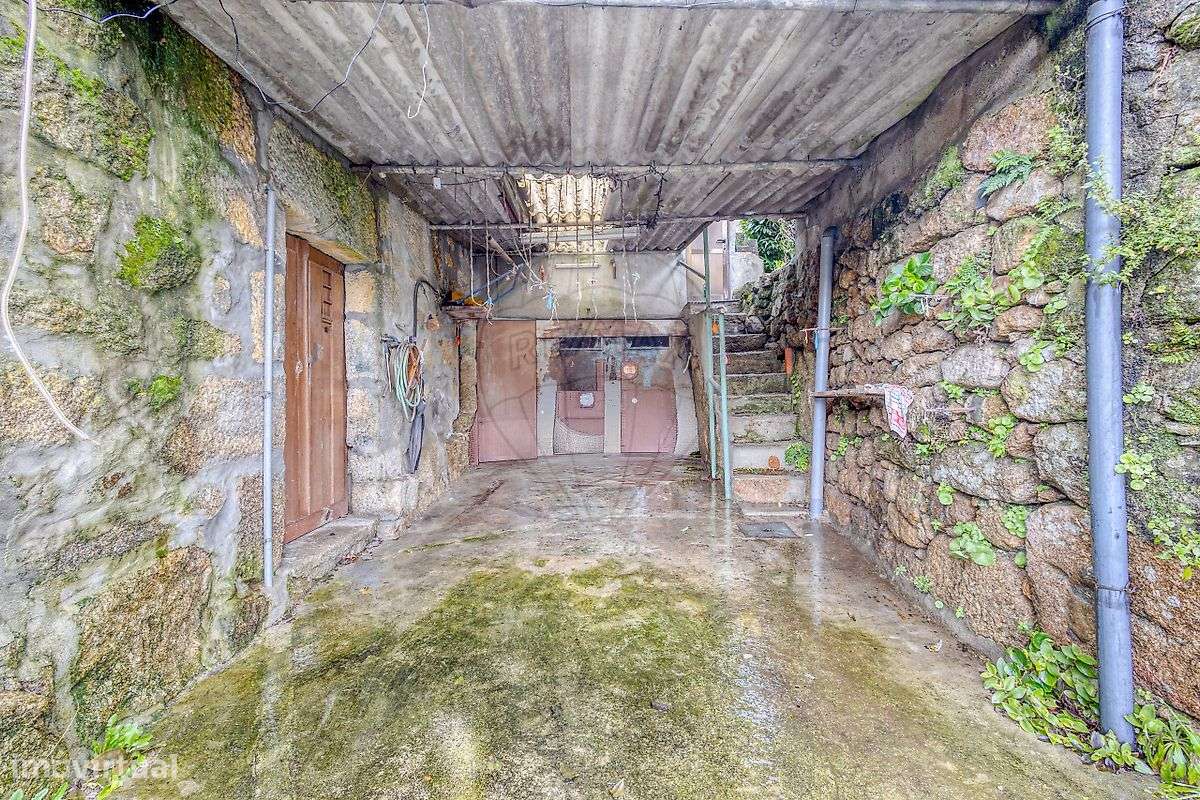 Moradia T2 para venda-16