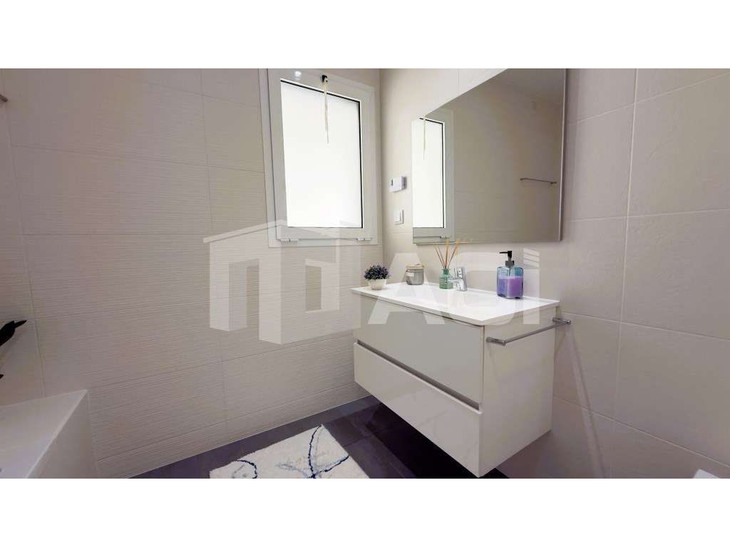 MORADIA TÉRREA SEMI-NOVA - Vidigal, Leiria-25