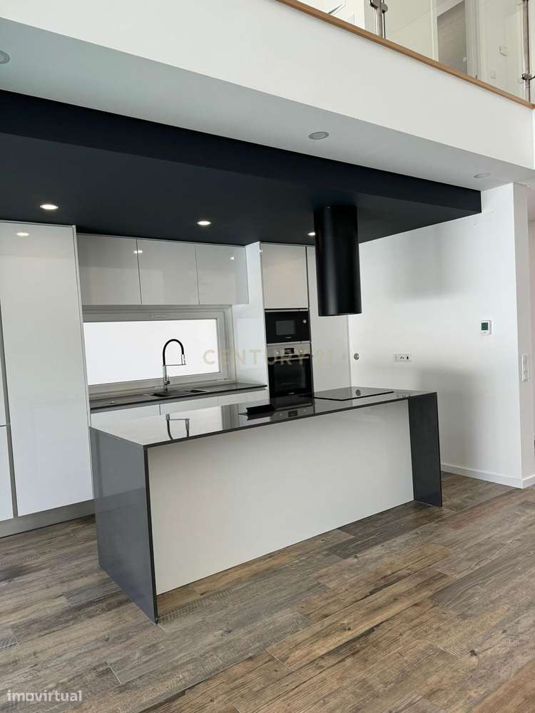 Moradia T3 de arquitetura contemporânea na Lagoa de Albufeira-6