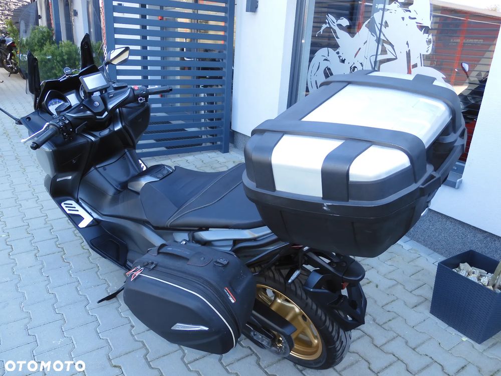 T-MAX 560#ABS#LED#Pierwsz...