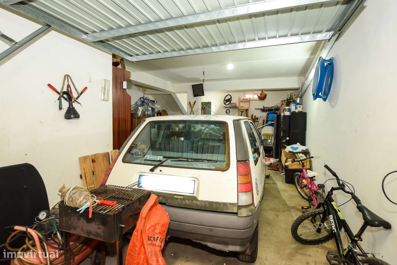 Apartamento T3 com Garagem e Arrecadação - Torres Novas-25