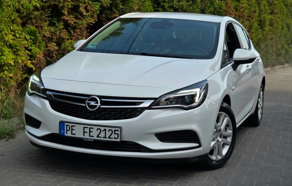 Opel Astra K (2015-2021) 1.4 Turbo Dynamic 2016