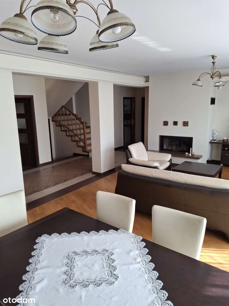 Uroczy DOM w pięknej okolicy, do zamieszkania. - Pełny obrazek: 5/5