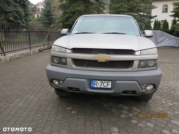 Chevrolet Avalanche 5.3 LS 4WD - 5