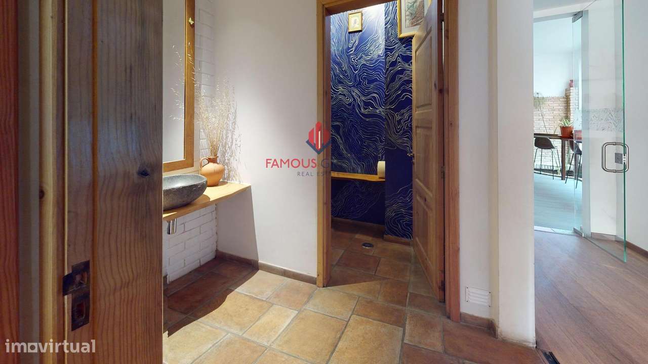 Prédio Histórico com Alojamento Local, Restauração e Espaço...-57