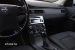 Volvo V70 2.0 Kinetic - 28