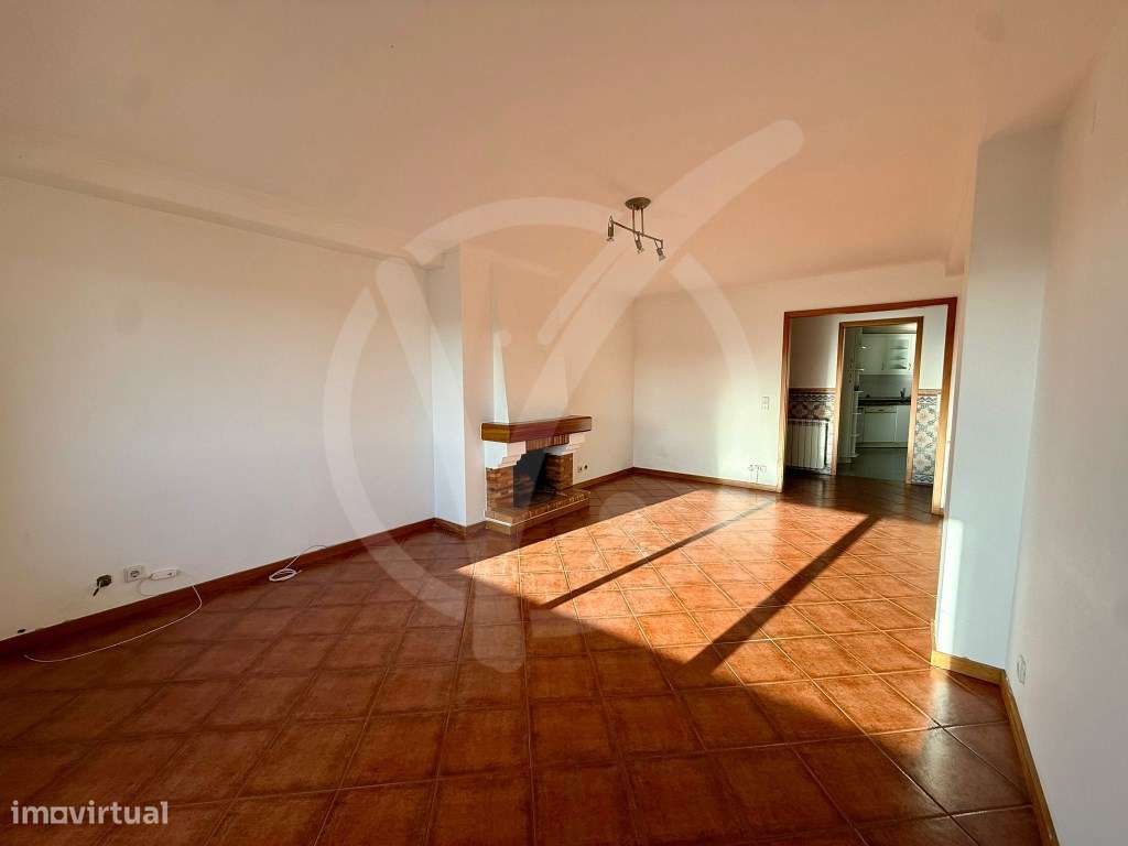 Excelente T3 na Póvoa de Varzim com 2 Garagens Fechadas-6