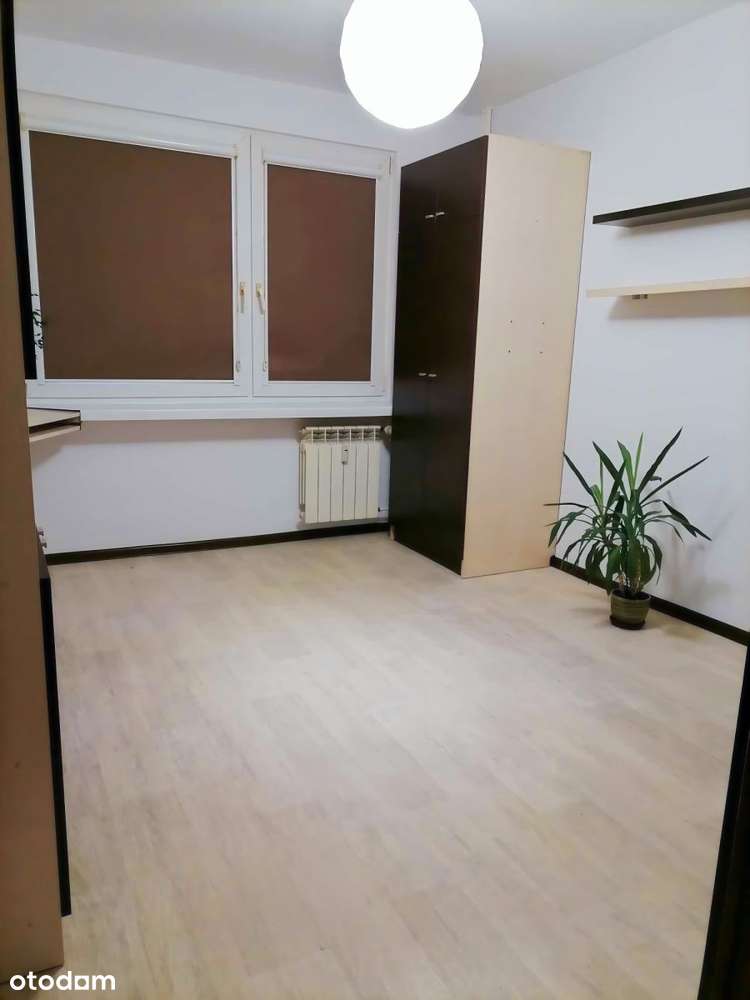 2 pokoje z balkonem w pełnym rozkładzie-4