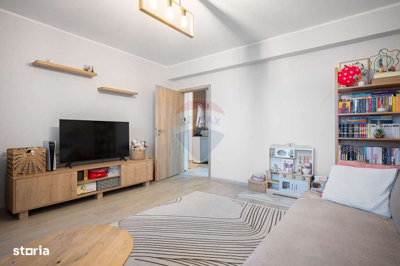 Apartament cu 2 camere,  2 băi și parcare subterană în Tractorul - Imagine principală: 2/20