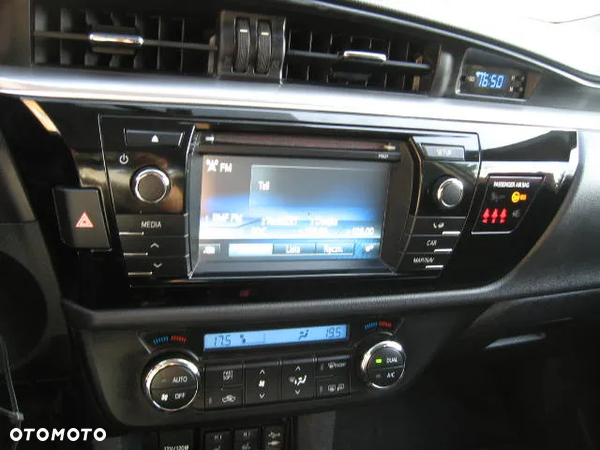 Toyota Corolla 1.6 Premium EU6 - 15