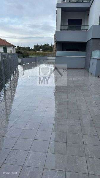 Andar de Luxo T2 em condominio Villas Choupal - Grande imagem: 4/12