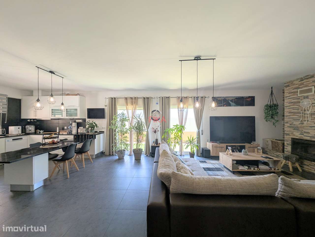 Moradia T5 Isolada com piscina e sauna - Fernão Ferro-6