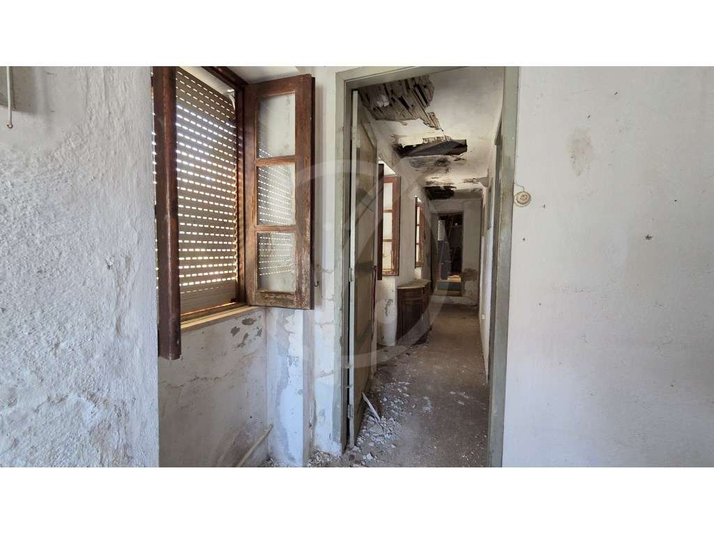 Moradia para RESTAURO em Beiriz - Póvoa de Varzim-9