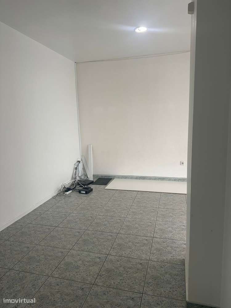 Loja Zona Central de Benavente - Grande imagem: 5/10