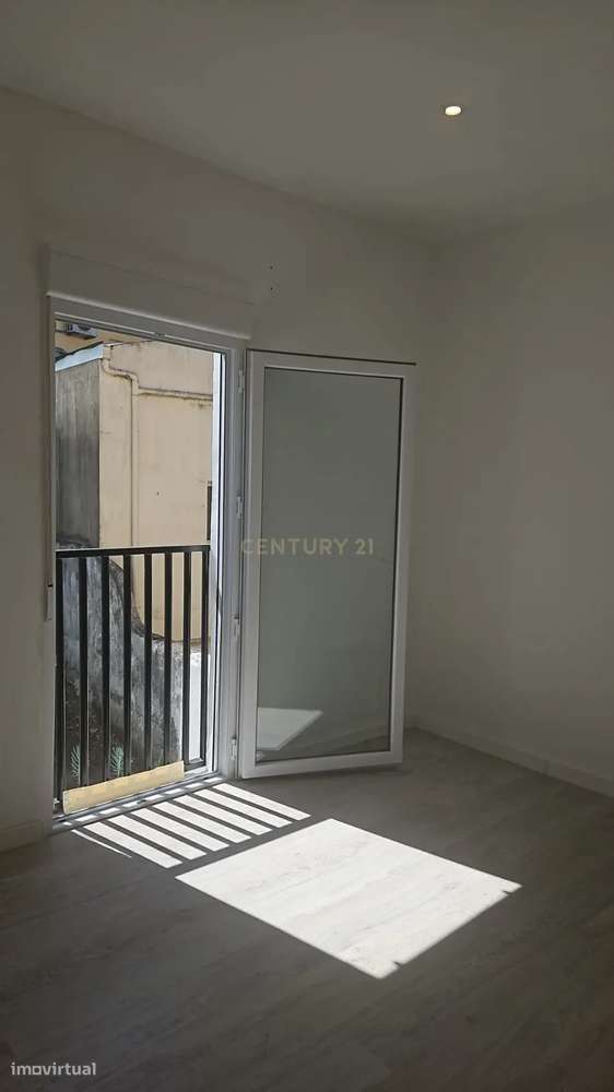 Apartamento T2 em Arroios-17