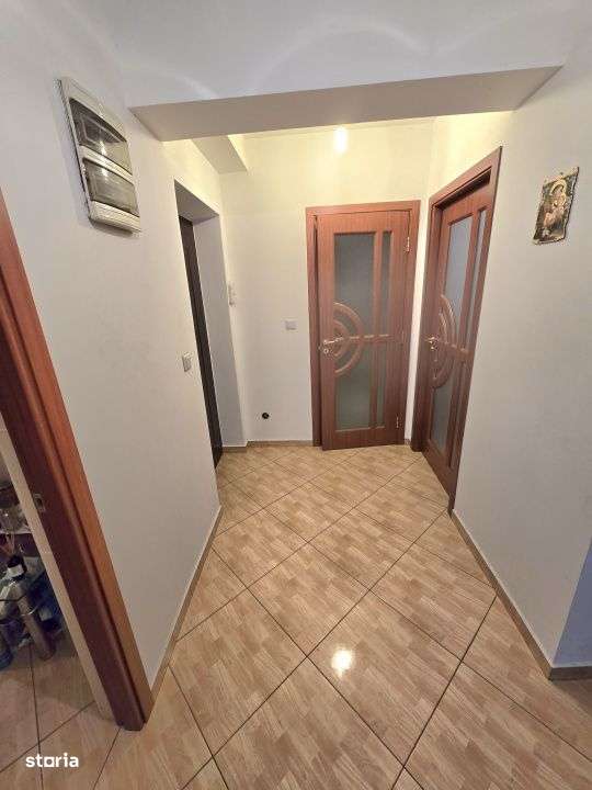 Ap. 3 camere, et.1 bloc nou-8