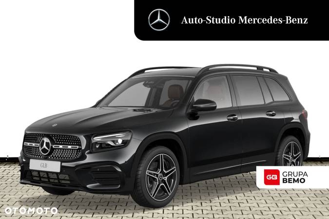 Mercedes-Benz GLB - 1