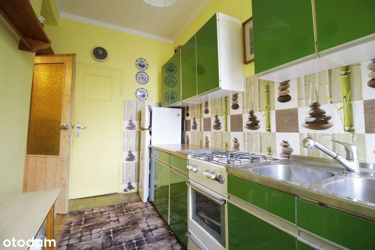 duży pokój z balkonem i osobną kuchnią - Pełny obrazek: 5/7