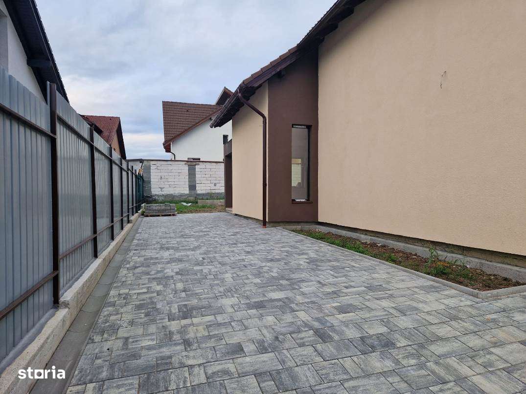 Casa noua in Sura Mica-4