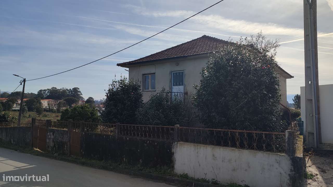 Moradia individual, com terreno, em Rendufe, Amares-6